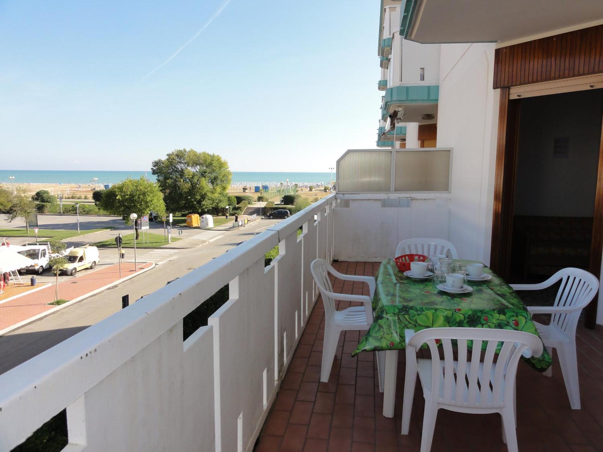 Corso - Appartamenti Bibione Camera foto